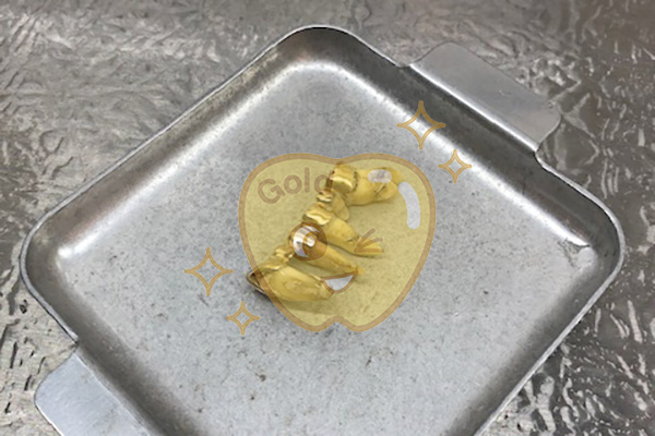 2023年11月1日買取／撤去冠・除去冠｜買取事例｜【シカキン】金パラ  